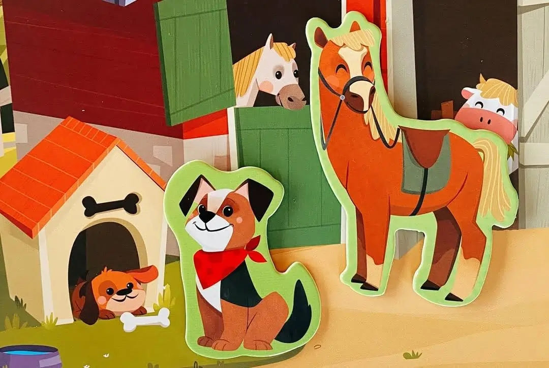 Merhaba Çiftlik - Cırt Cırtlı Hikaye Kitabı (Hello Farm - Velcro Story Book)