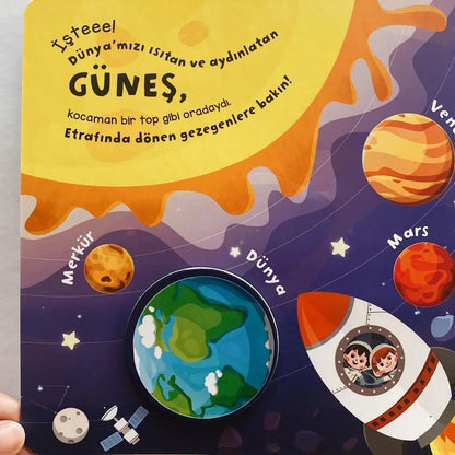 Merhaba Uzay - Cırt Cırtlı Hikaye Kitabı (Hallo Weltraum - Klettverschluss-Geschichtenbuch)